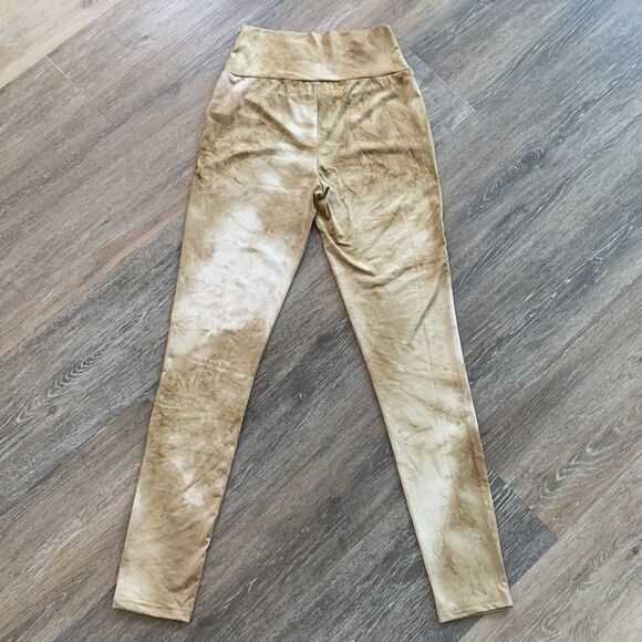 Le Lis leggings mid to high rise gold tie dye size small NWOT - Picture 5 of 11
